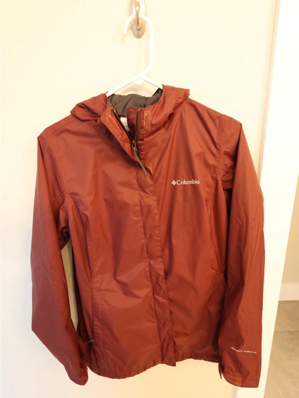 Columbia Women’s Rust-Red Waterproof Hooded Jacket